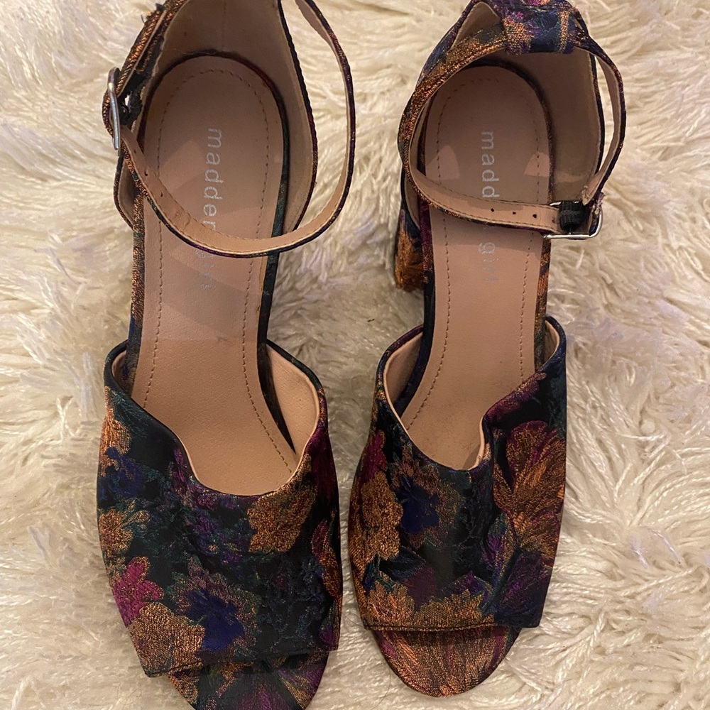 Madden Girl Floral Women's Heels - Black and Gold - Picture 2 of 10